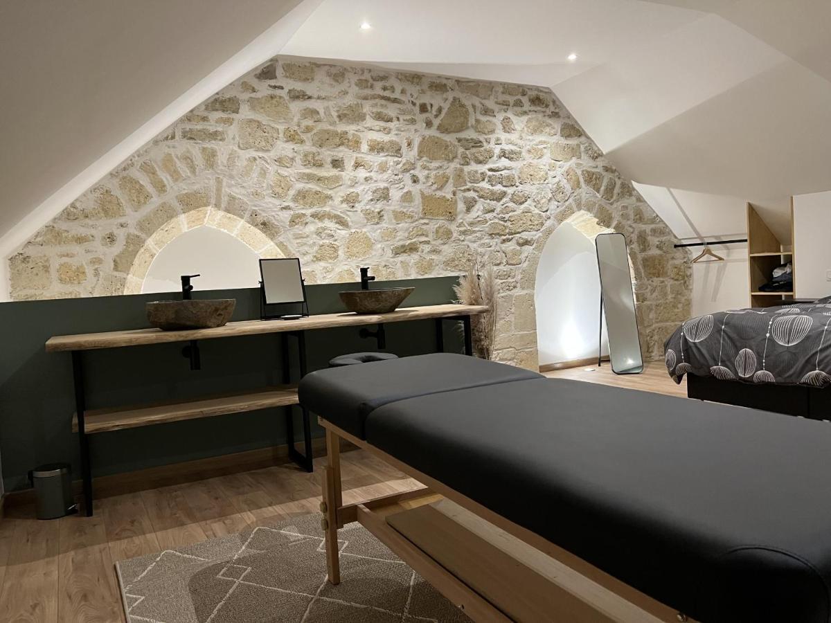 Appart Spa Privatif Laon Apartamento Exterior foto