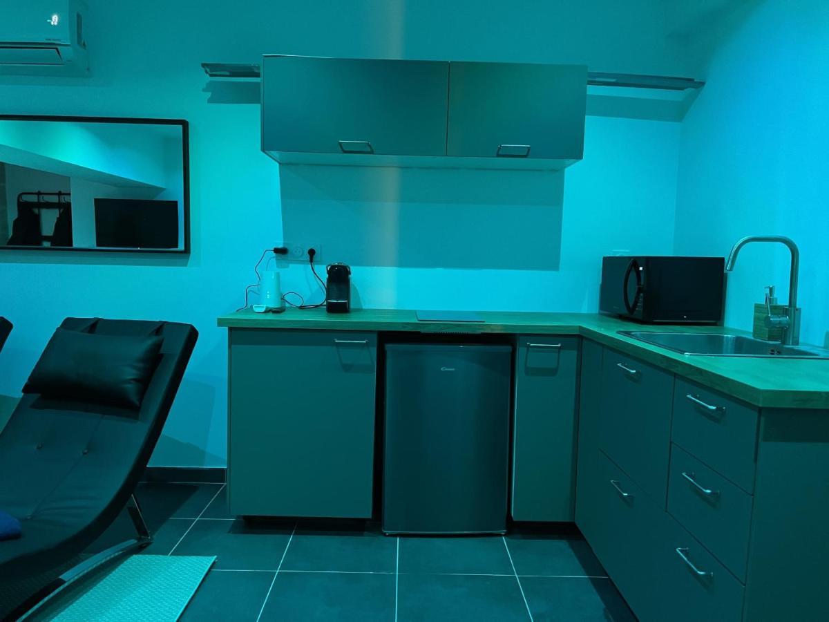 Appart Spa Privatif Laon Apartamento Exterior foto