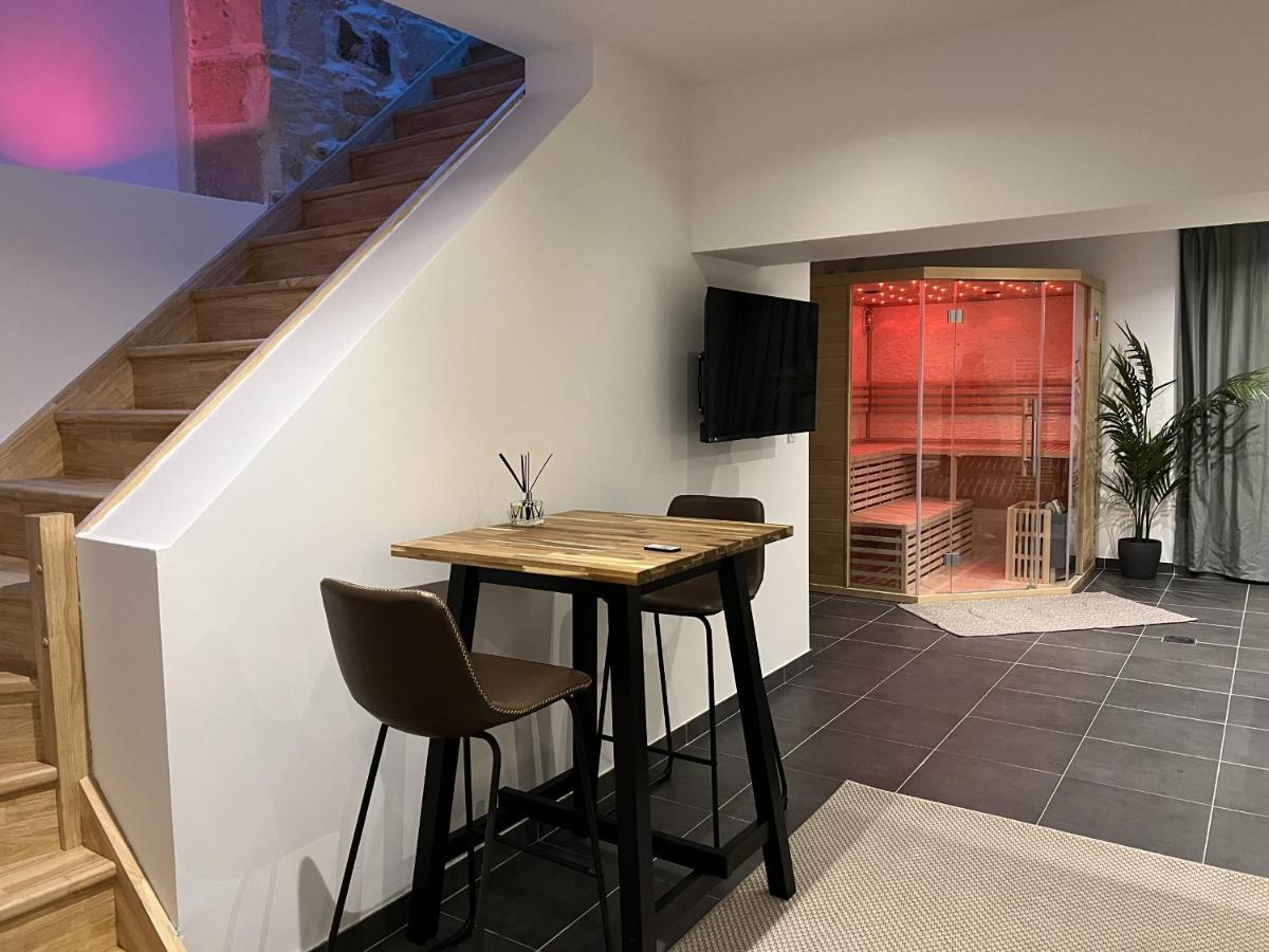 Appart Spa Privatif Laon Apartamento Exterior foto